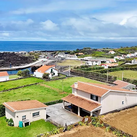Johnny's House By Pontanegraazores Holiday home Biscoitos (Terceira)