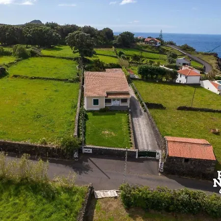 Johnny's House By Pontanegraazores *