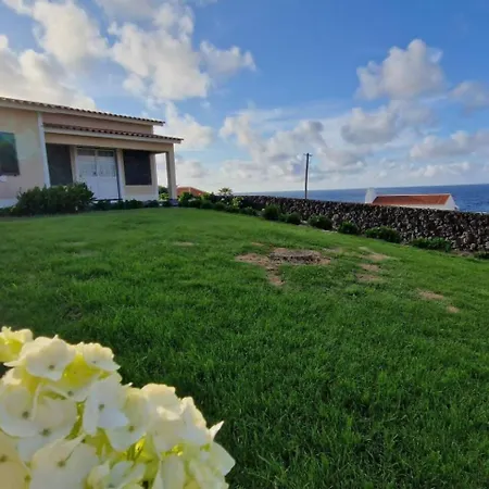 Johnny's House By Pontanegraazores Hébergement de vacances