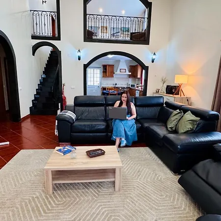 Johnny's House By Pontanegraazores Biscoitos (Terceira)