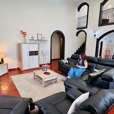 Johnny's House By Pontanegraazores