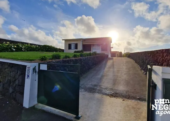 Johnny's House By Pontanegraazores * Biscoitos (Terceira)