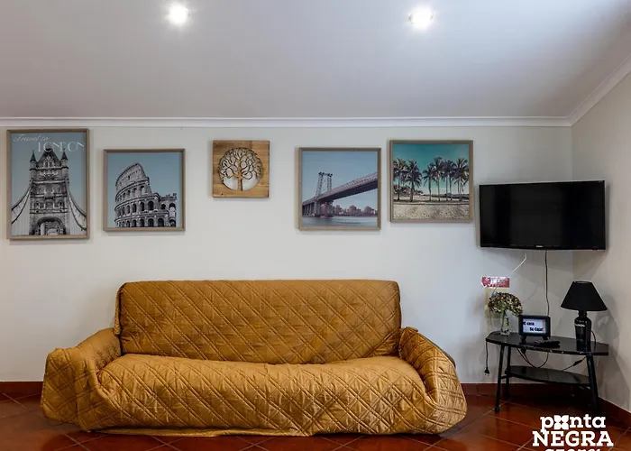 Johnny's House By Pontanegraazores