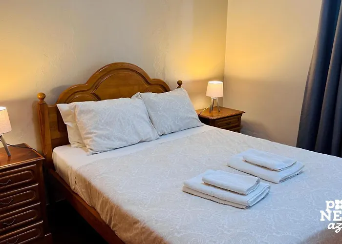 Johnny's House By Pontanegraazores * Biscoitos (Terceira)